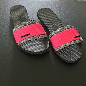 Havaianas Slides Women’s Size 8 Neon Pink EUC